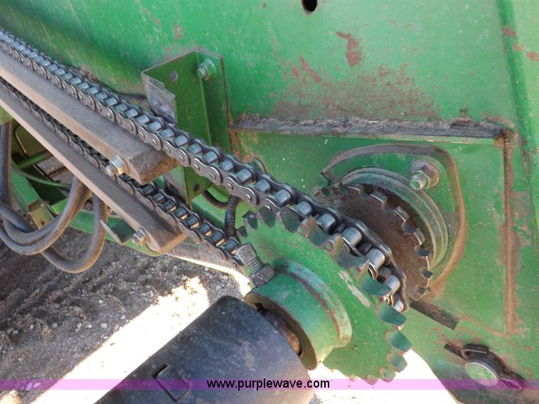 image for item K3033 1995 John Deere 9600 combine