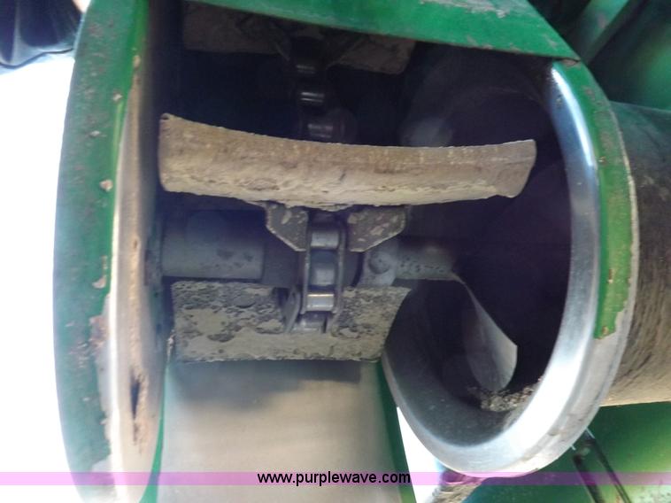 image for item K3033 1995 John Deere 9600 combine