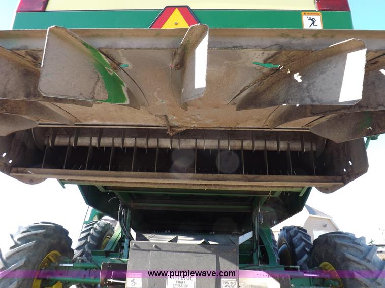 image for item K3033 1995 John Deere 9600 combine