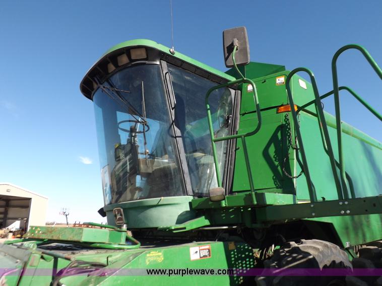 image for item K3033 1995 John Deere 9600 combine