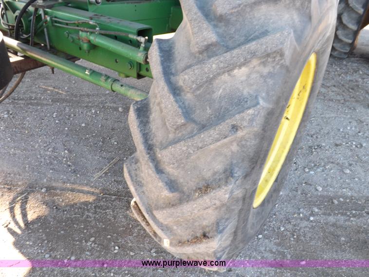 image for item K3033 1995 John Deere 9600 combine