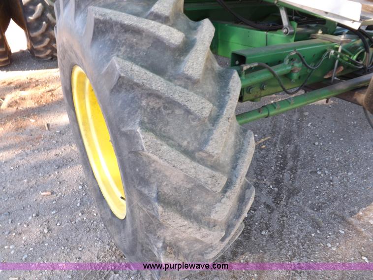 image for item K3033 1995 John Deere 9600 combine