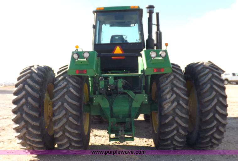 image for item K3041 1996 John Deere 8870 4WD tractor