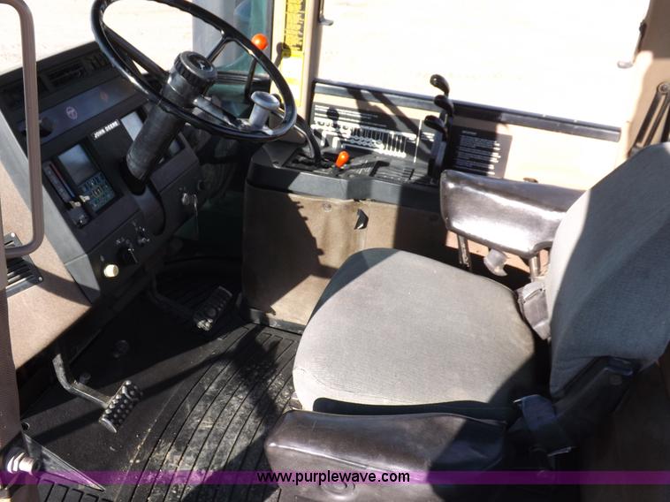 image for item K3041 1996 John Deere 8870 4WD tractor