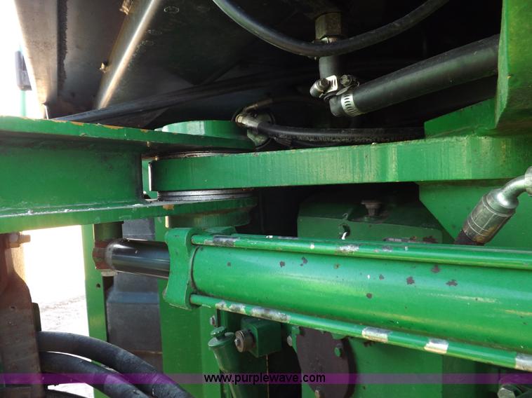 image for item K3041 1996 John Deere 8870 4WD tractor