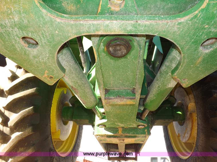 image for item K3041 1996 John Deere 8870 4WD tractor