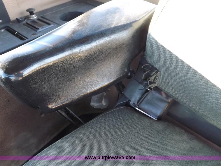 image for item K3041 1996 John Deere 8870 4WD tractor