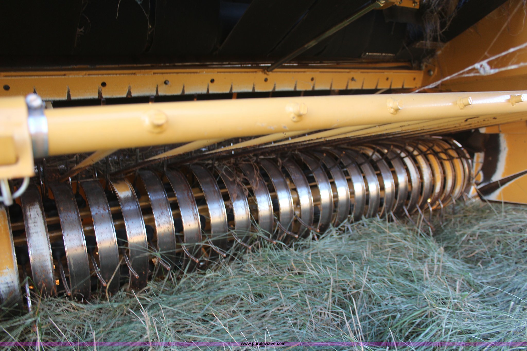 2010 Vermeer 605 Super M round baler in McLouth, KS | Item I5944 sold