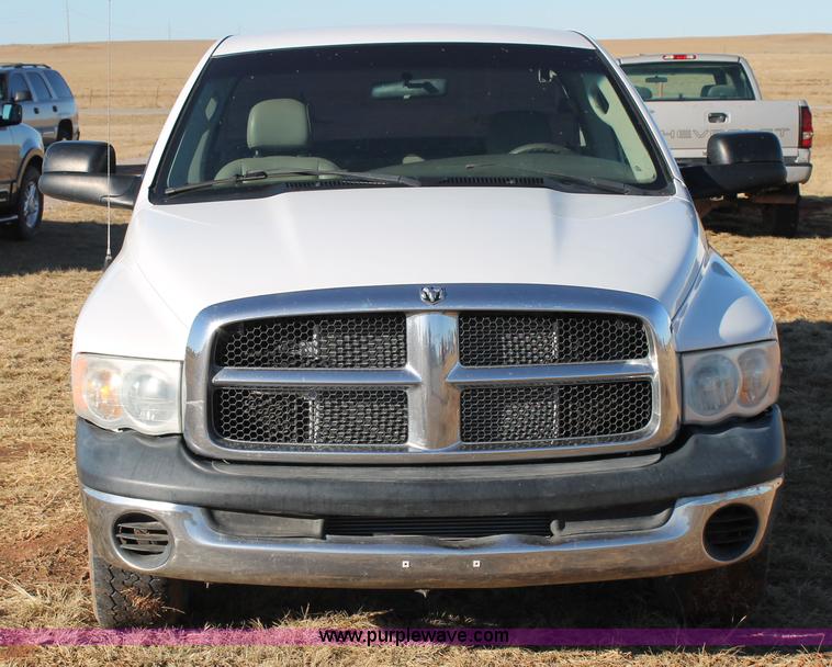 image for item AO9644 2005 Dodge Ram 2500 pickup truck