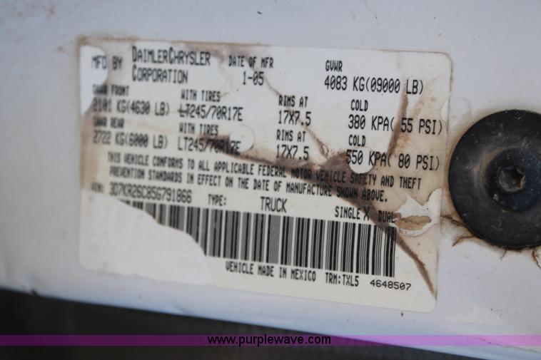 image for item AO9644 2005 Dodge Ram 2500 pickup truck