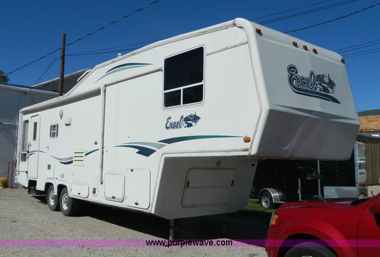 image for item AQ9438 1998 Ex-Cel E325TRW camper