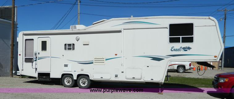 image for item AQ9438 1998 Ex-Cel E325TRW camper