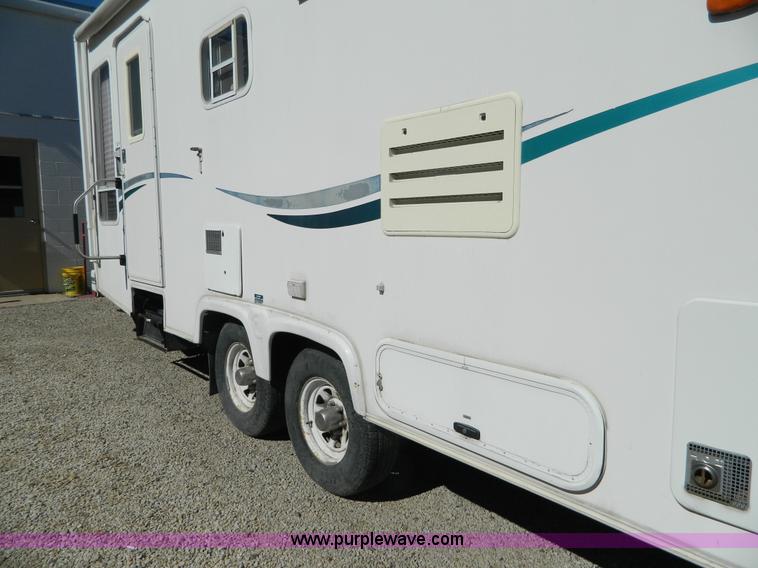 image for item AQ9438 1998 Ex-Cel E325TRW camper