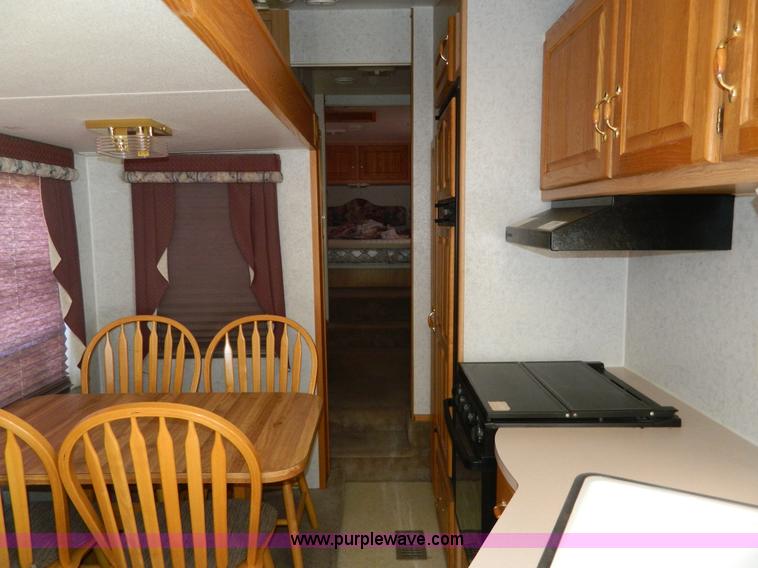 image for item AQ9438 1998 Ex-Cel E325TRW camper