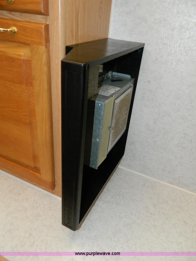 image for item AQ9438 1998 Ex-Cel E325TRW camper