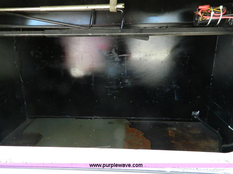 image for item AQ9438 1998 Ex-Cel E325TRW camper