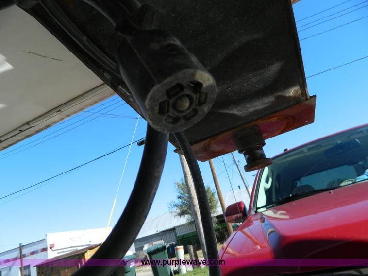 image for item AQ9438 1998 Ex-Cel E325TRW camper