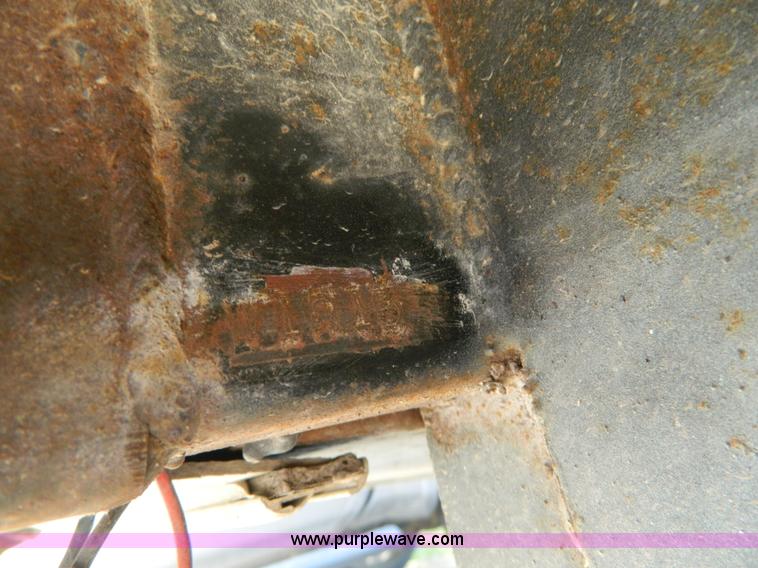 image for item AQ9438 1998 Ex-Cel E325TRW camper