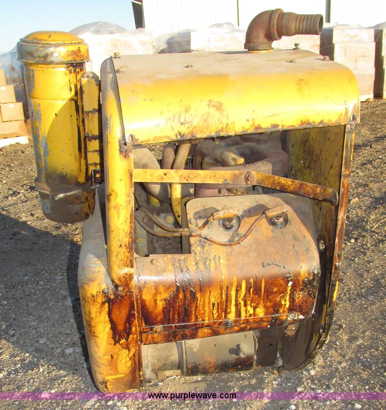 image for item AV9238 Wisconsin VH4D1AG four cylinder propane engine