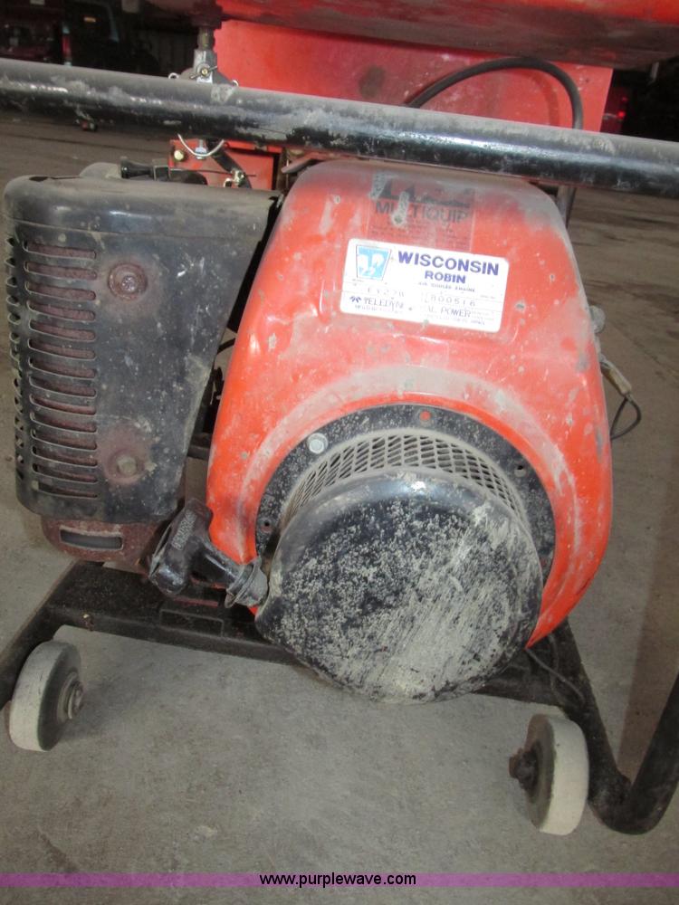 image for item AV9240 Multiquip ACX-140G welder/generator