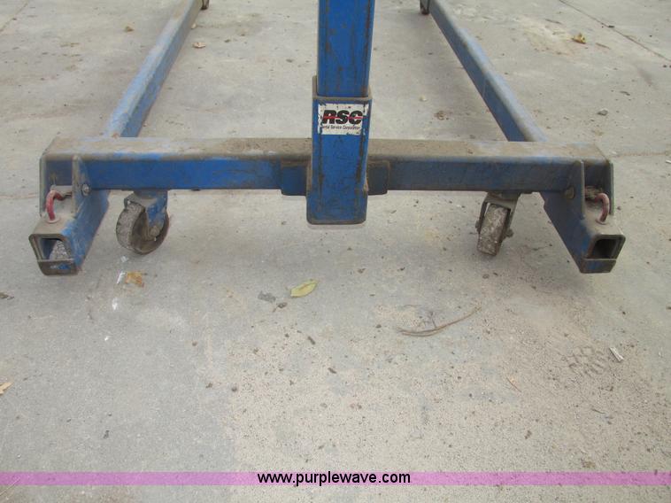 Blue Bird 1,200 lbs knock down engine hoist in Beatrice, NE Item