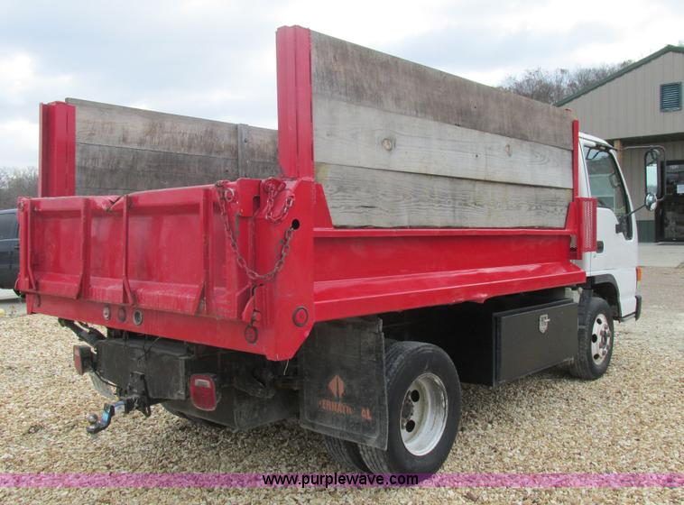 image for item AW9819 2001 Isuzu NPR dump truck