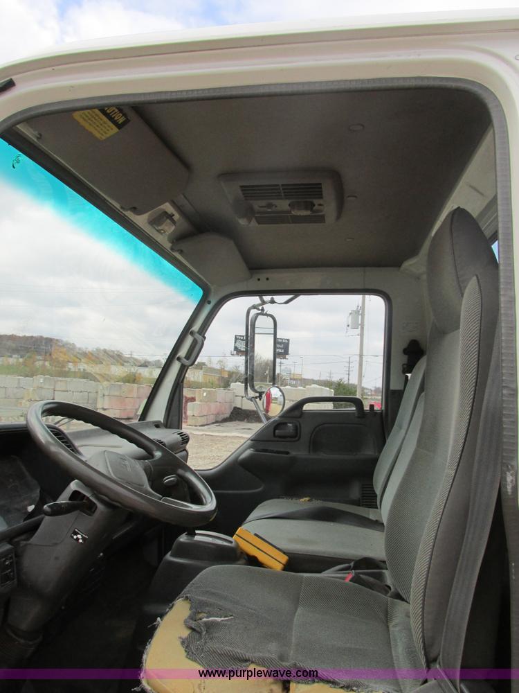 image for item AW9819 2001 Isuzu NPR dump truck