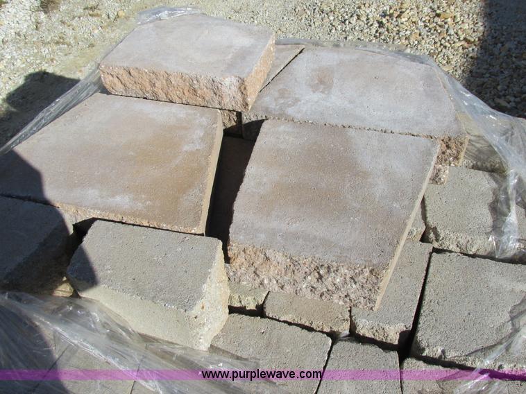 image for item AW9832 Assorted decorative concrete wall blocks