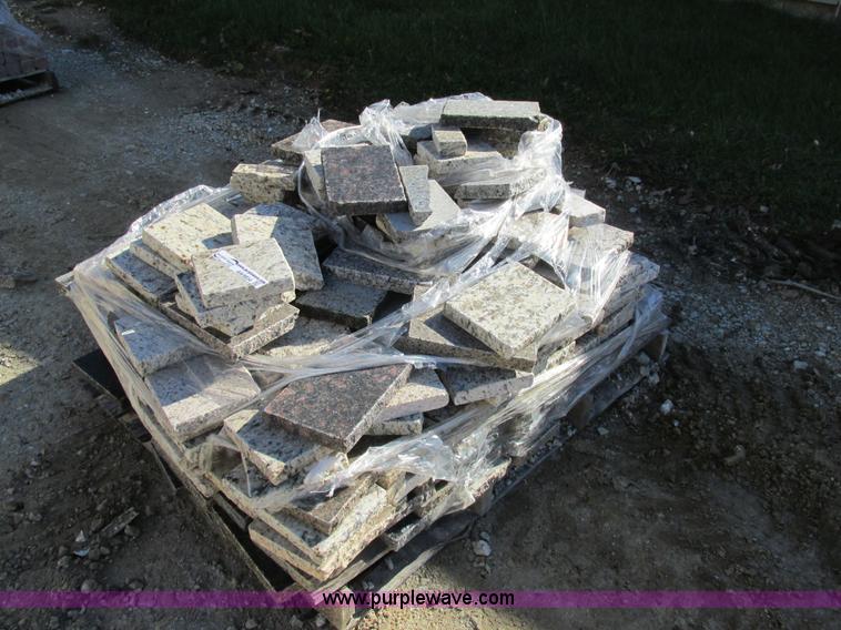 image for item AW9834 Assorted marble shorts for stone wall