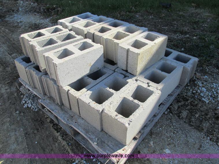 image for item AW9835 (57) concrete cinder blocks