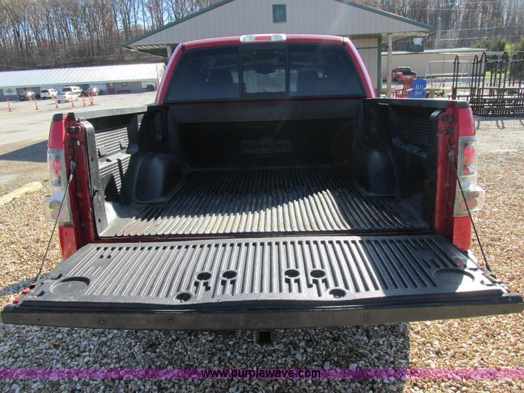 image for item AW9837 2005 Ford F150 FX4 SuperCrew pickup truck