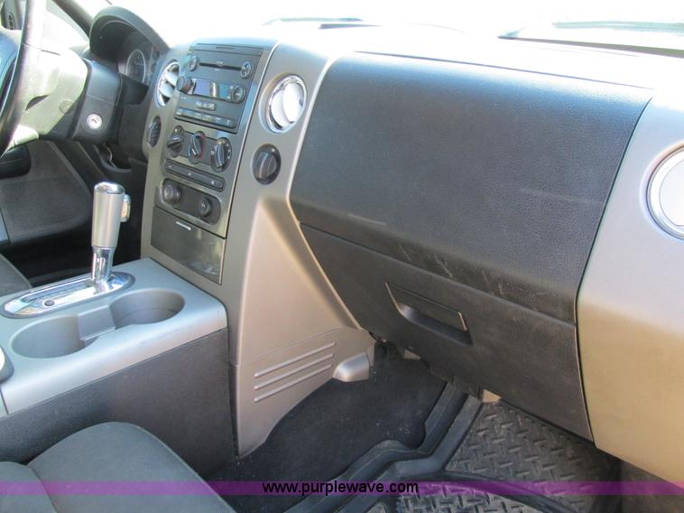 image for item AW9837 2005 Ford F150 FX4 SuperCrew pickup truck