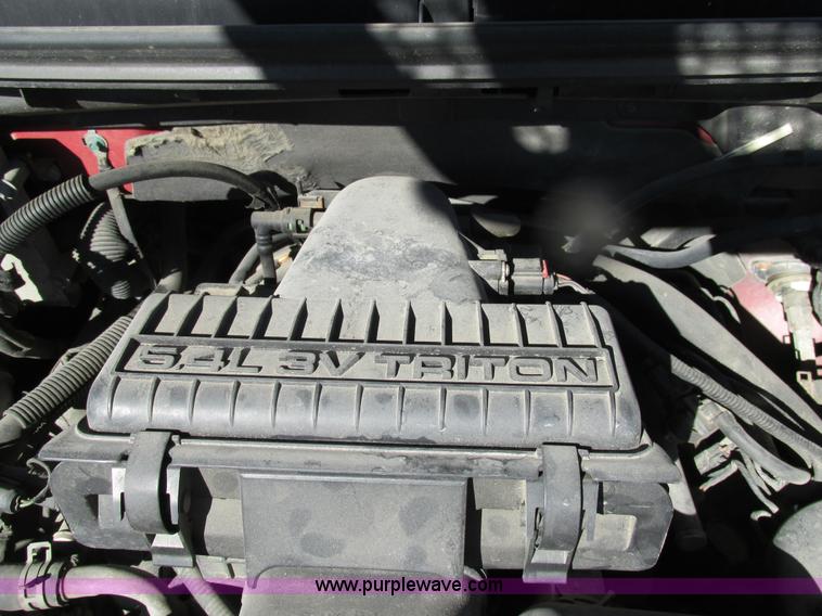 image for item AW9837 2005 Ford F150 FX4 SuperCrew pickup truck