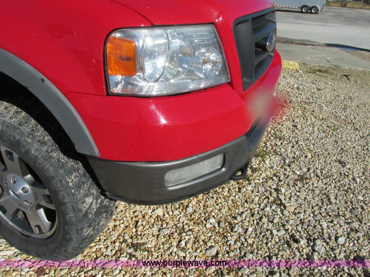 image for item AW9837 2005 Ford F150 FX4 SuperCrew pickup truck