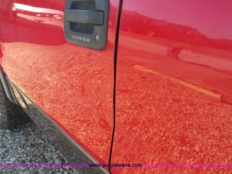 image for item AW9837 2005 Ford F150 FX4 SuperCrew pickup truck