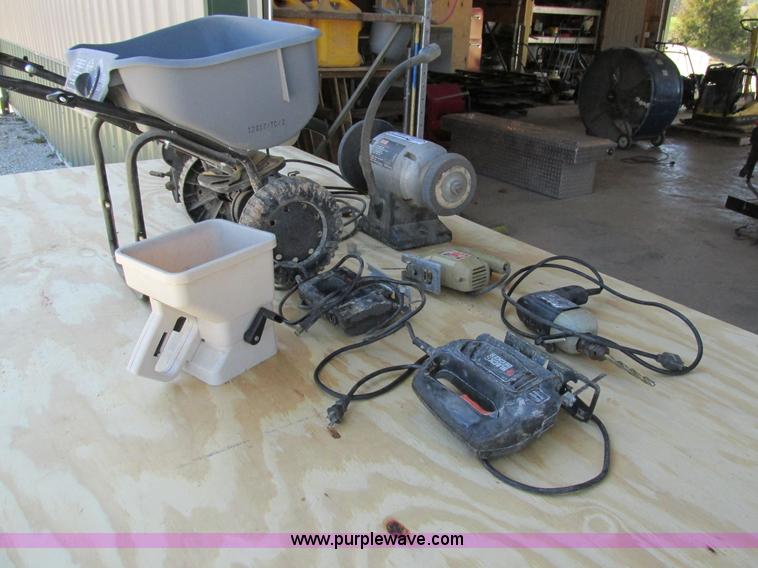 image for item AW9852 Assorted items