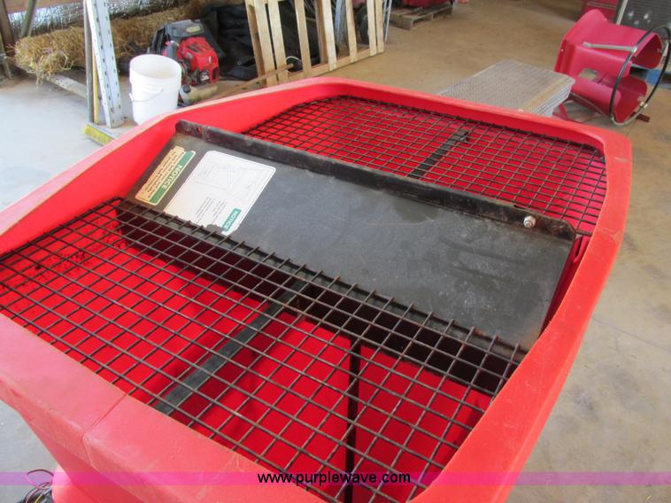 image for item AW9855 Western Proflo tailgate spreader