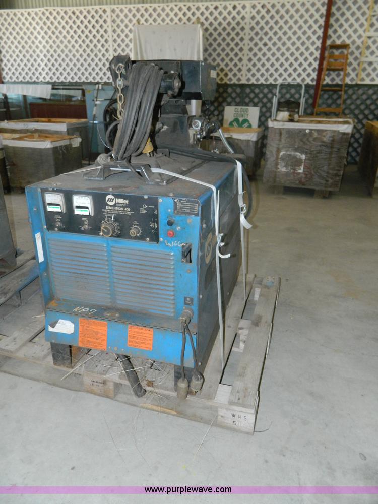 image for item AX9946 Miller 400 welder
