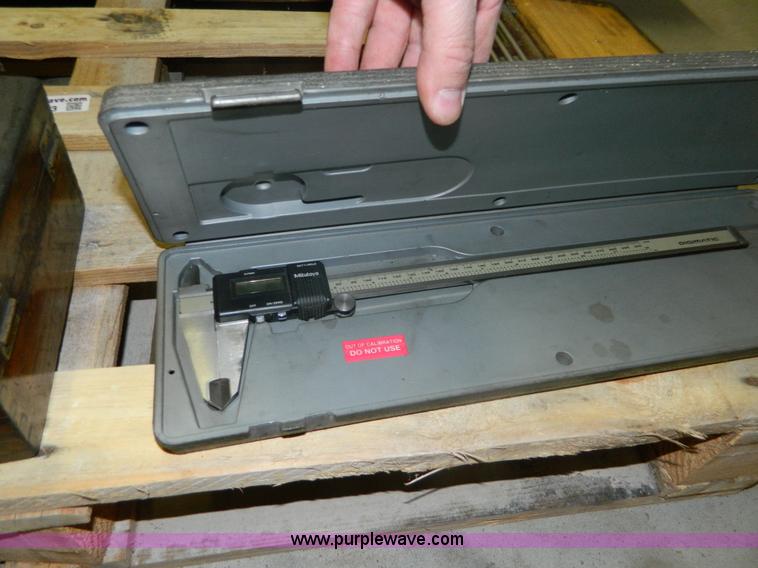 image for item AX9953 Assorted calipers