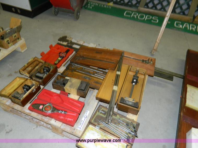 image for item AX9954 Assorted calipers