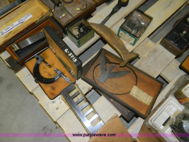 image for item AX9955 Assorted calipers