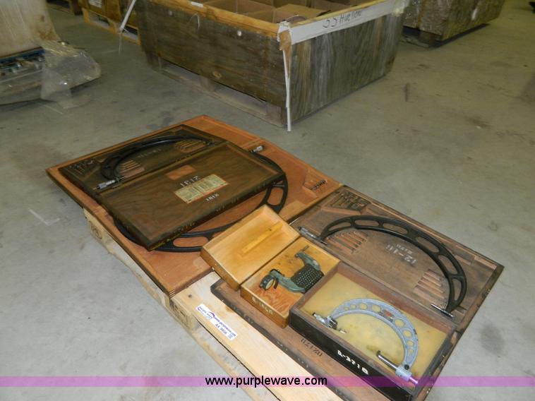 image for item AX9956 (5) calipers