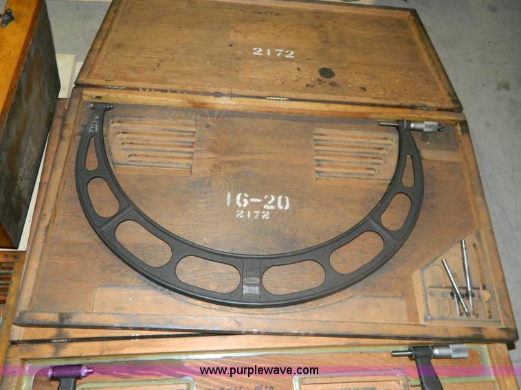 image for item AX9961 Outside calipers