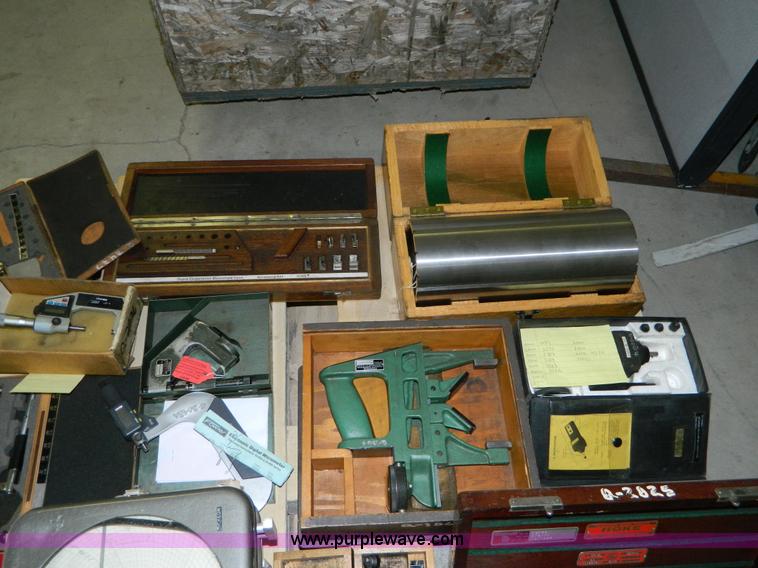 image for item AX9969 Calibration equipment