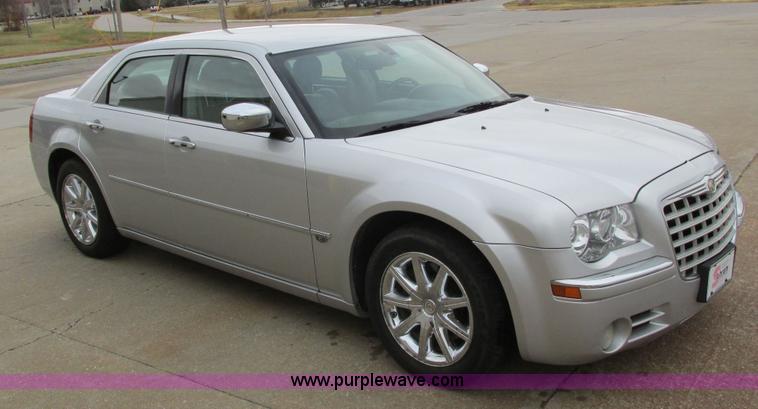 image for item D1289 2007 Chrysler 300C