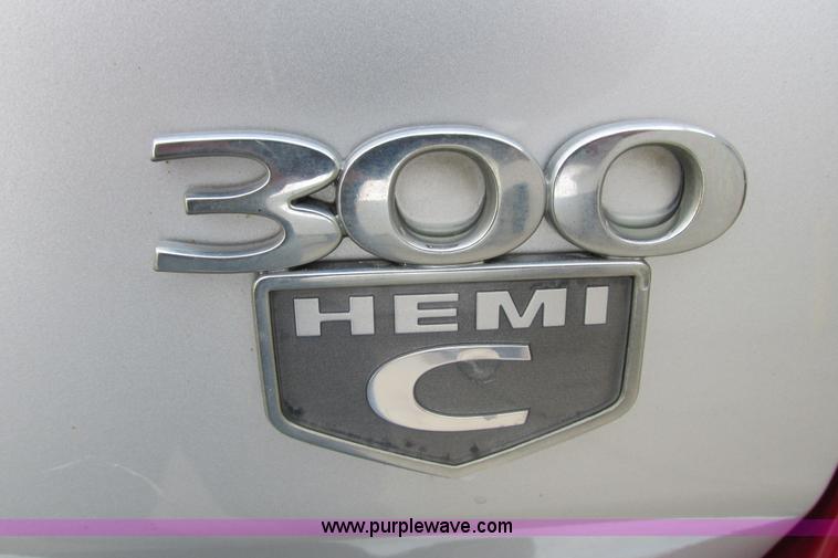 image for item D1289 2007 Chrysler 300C