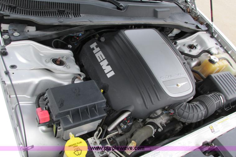 image for item D1289 2007 Chrysler 300C