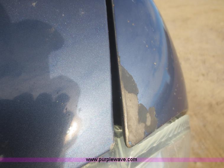 image for item D2215 2005 Ford F350 Super Duty Lariat Crew Cab pickup truck