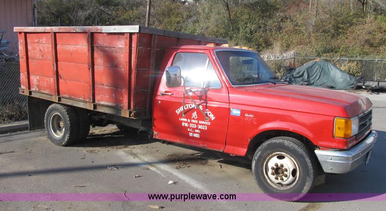 image for item F8891 1987 Ford F350 XL dump bed truck