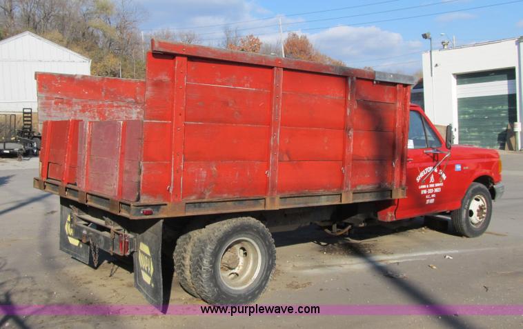 image for item F8891 1987 Ford F350 XL dump bed truck